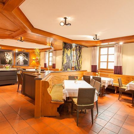 Hotel Restaurant Jaegerhof Weisendorf Buitenkant foto