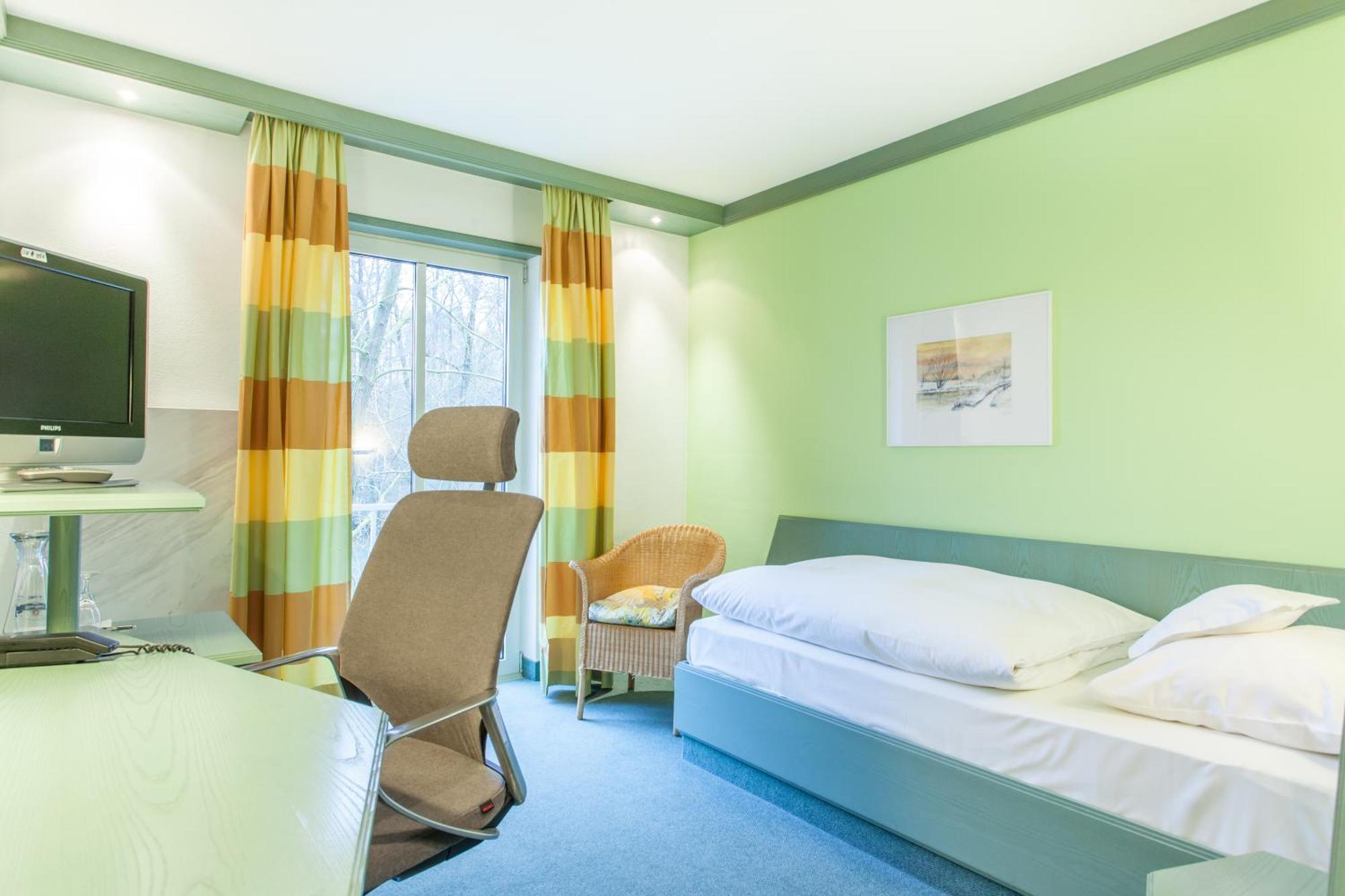 Hotel Restaurant Jaegerhof Weisendorf Kamer foto