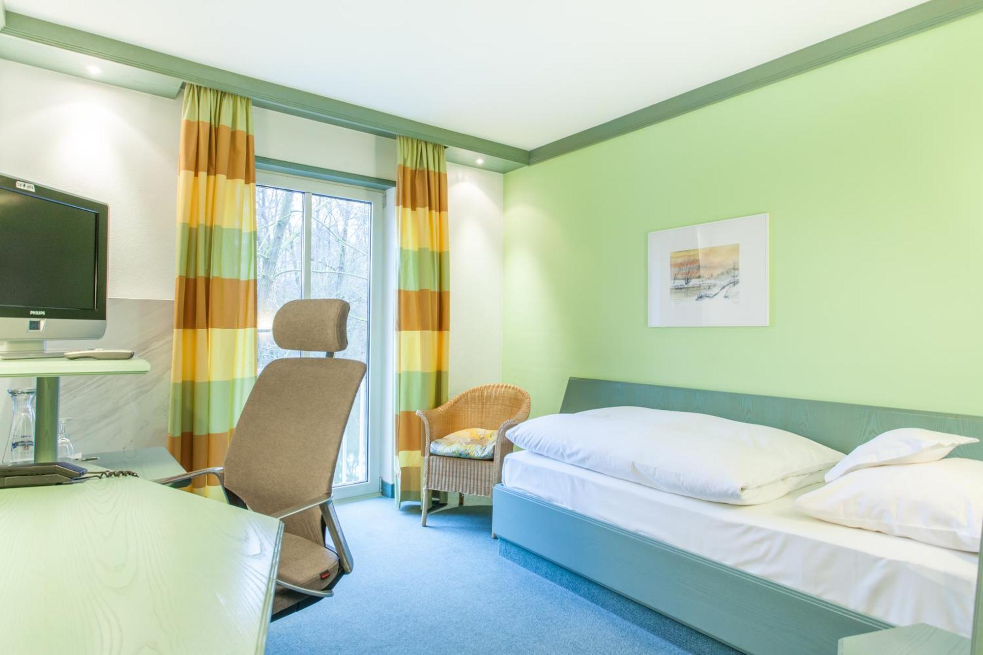 Hotel Restaurant Jaegerhof Weisendorf Kamer foto